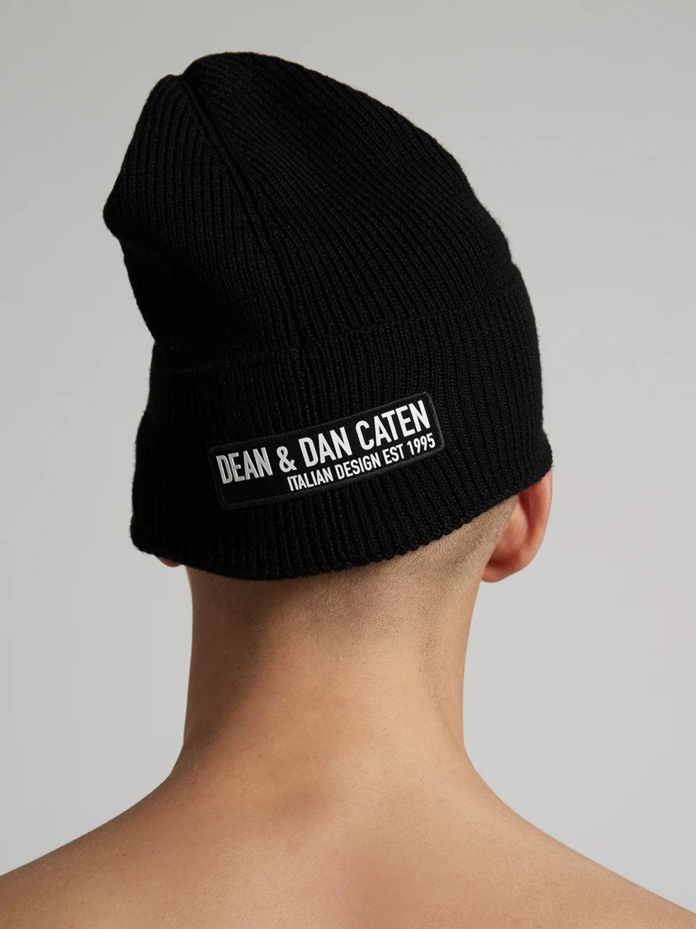 DSQUARED2 ICON BEANIE IN BLACK